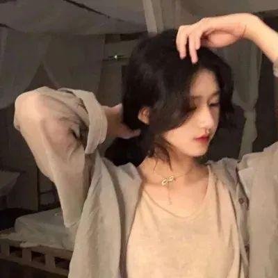 桃李笑春风